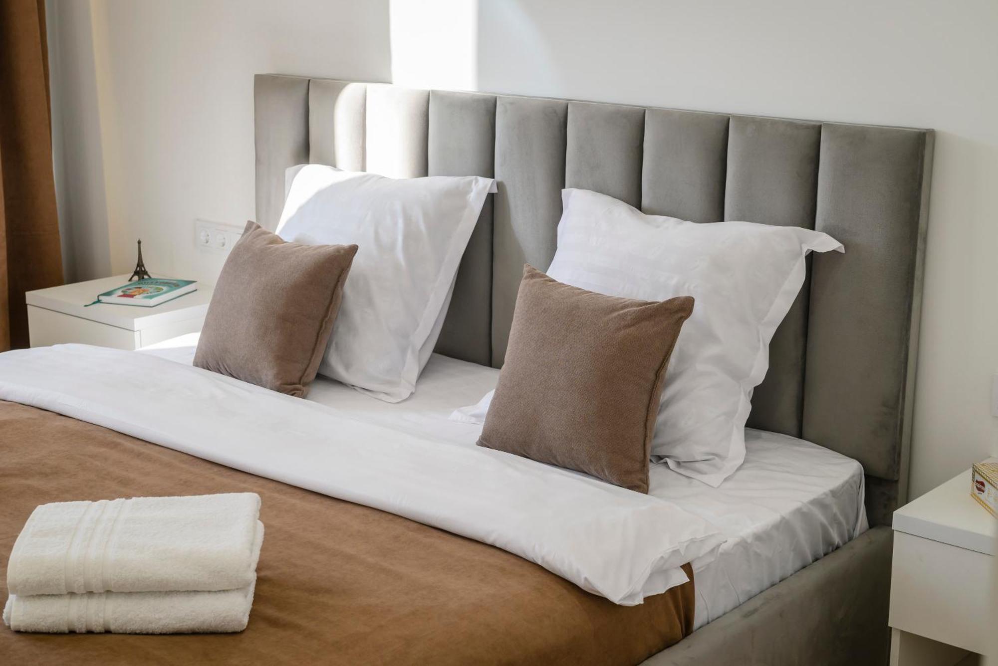 Five Business-Class Rooms In R-House Near Mega Center Ałma Ata Zewnętrze zdjęcie