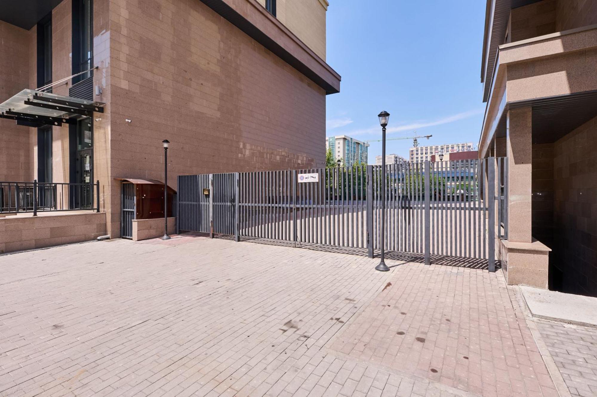 Five Business-Class Rooms In R-House Near Mega Center Ałma Ata Zewnętrze zdjęcie